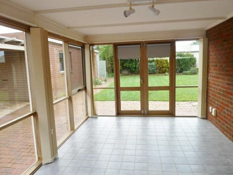 10 Dowling Street, Colac VIC 3250