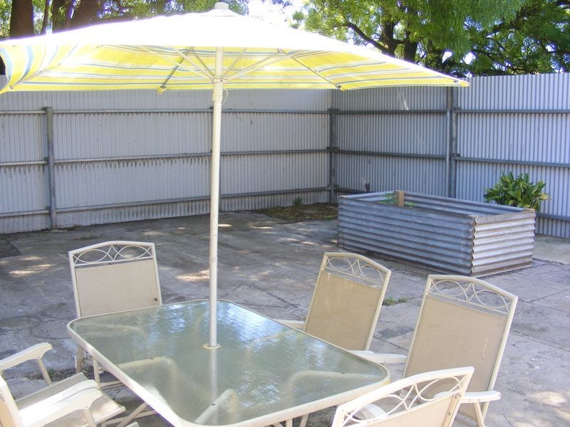 6 Wallace Street, Beeac VIC 3251