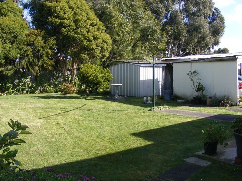 12 Carr Street, Colac VIC 3250
