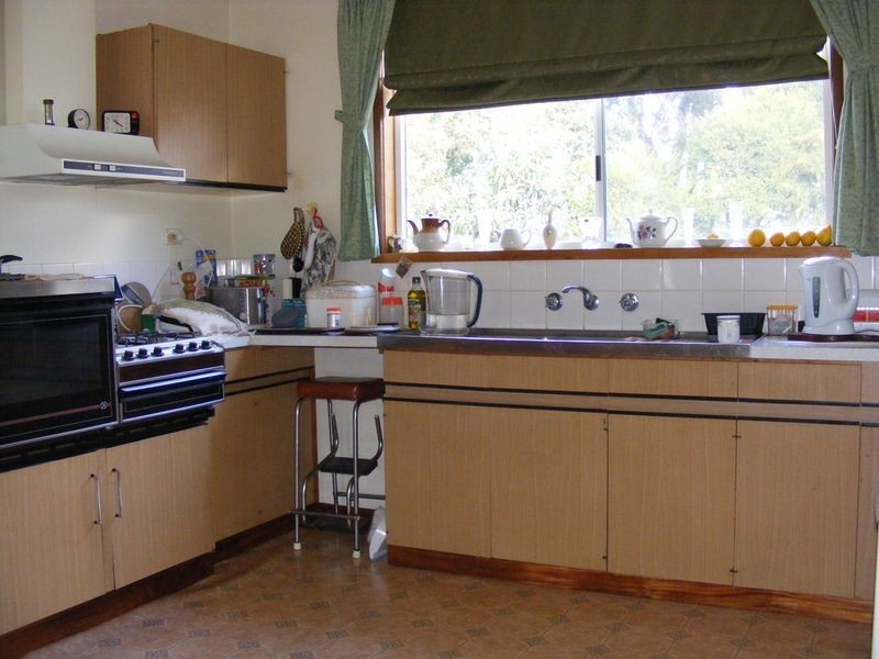 12 Carr Street, Colac VIC 3250