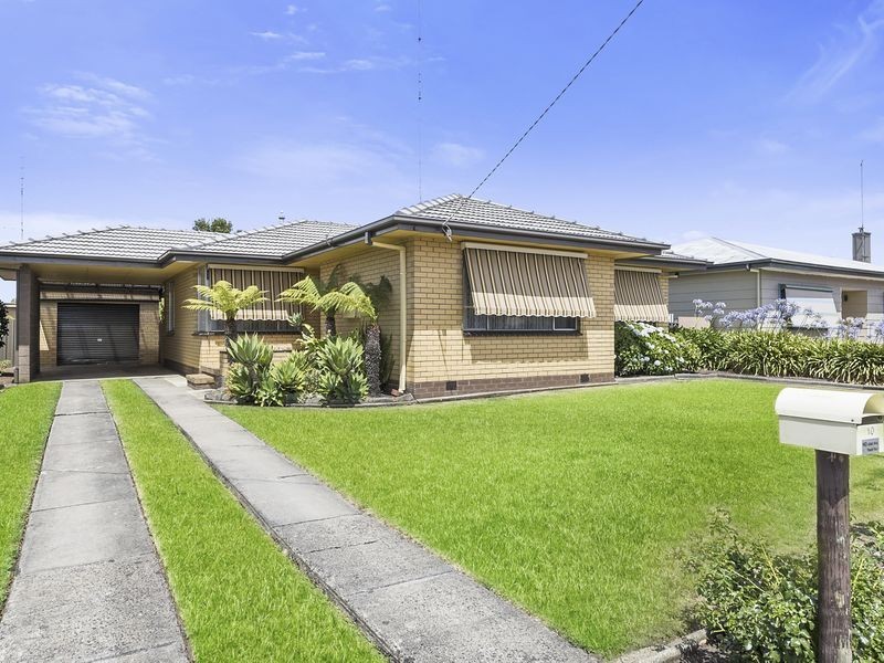 10 Sinclair Street, Colac VIC 3250