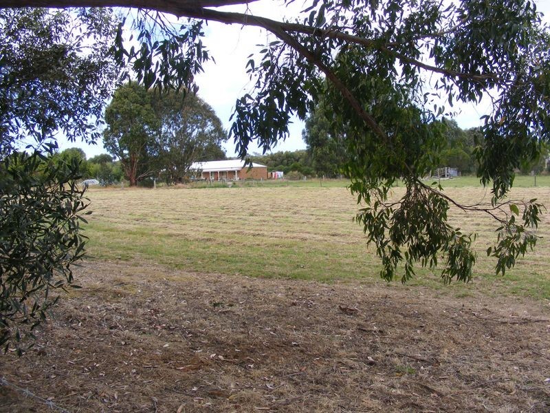 3/214 Airey Street, Elliminyt VIC 3250