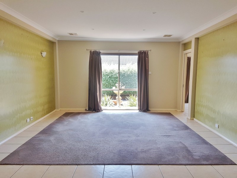 11 Scanlan Drive, Elliminyt VIC 3250