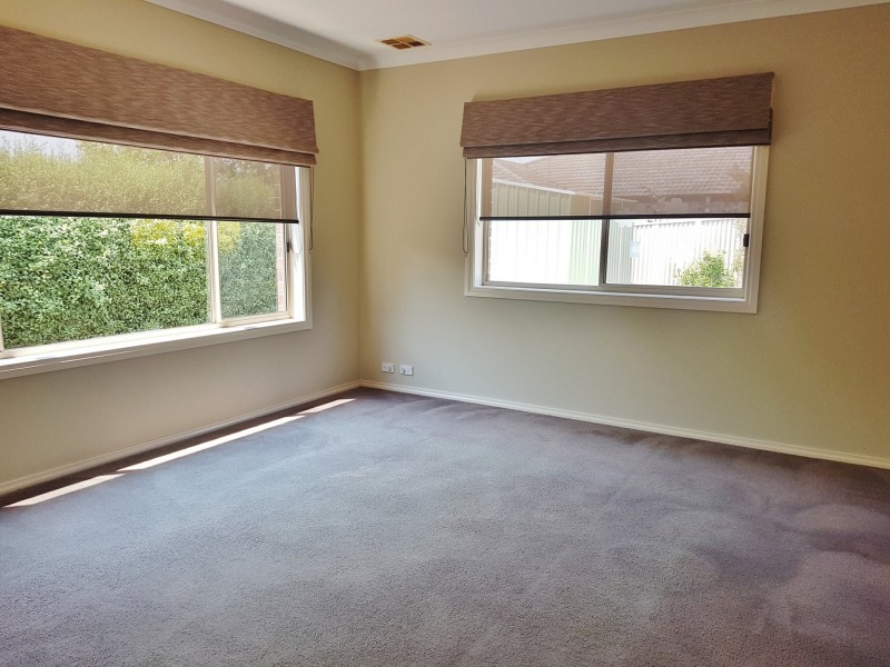 11 Scanlan Drive, Elliminyt VIC 3250