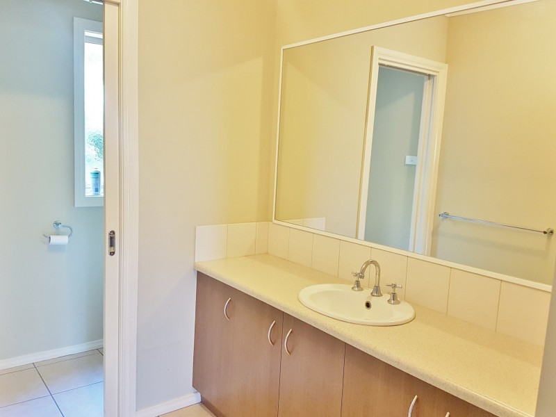 11 Scanlan Drive, Elliminyt VIC 3250