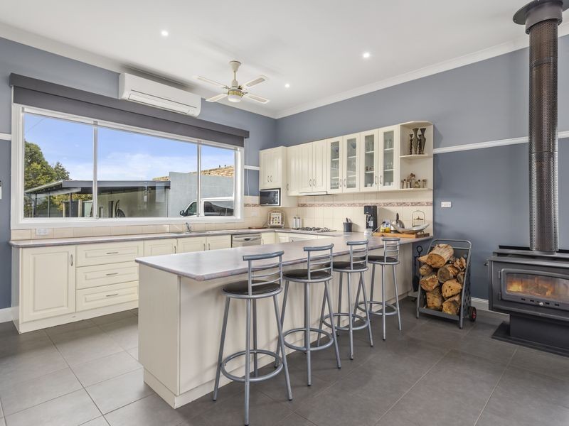 46 Hart Street, Colac VIC 3250