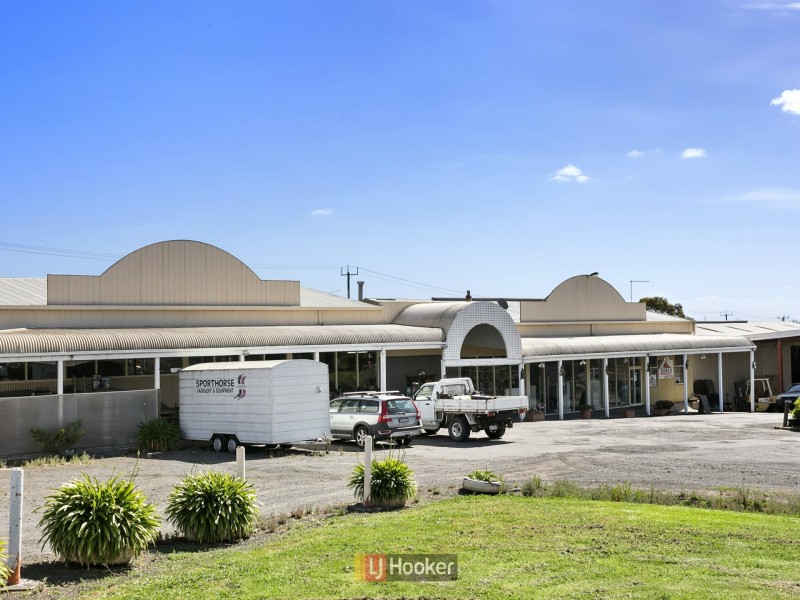 16-38 Princes Highway, Colac East VIC 3250