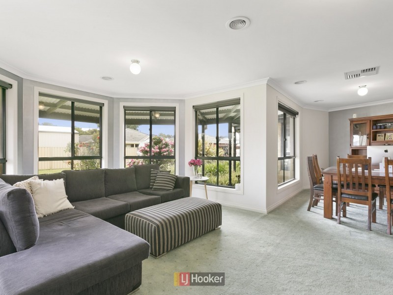 1-3 Deloraine Court, Elliminyt VIC 3250