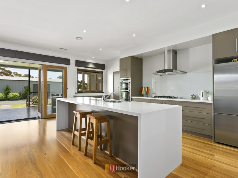 37 Irrewillipe Road, Elliminyt VIC 3250