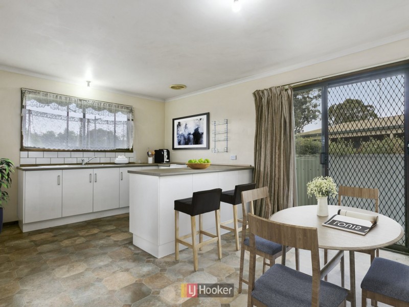 42 Irrewillipe Road, Elliminyt VIC 3250