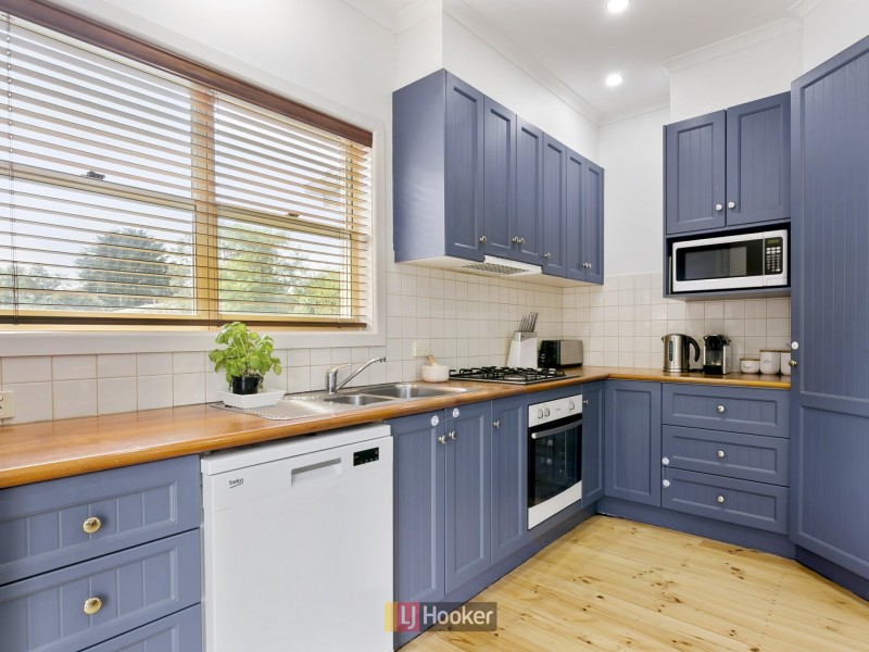 64 Hart Street, Colac VIC 3250