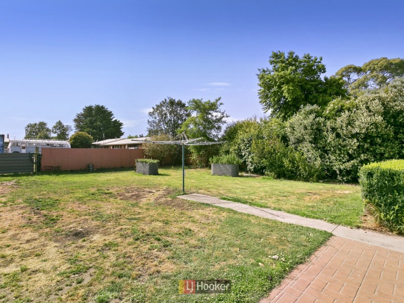 64 Hart Street, Colac VIC 3250