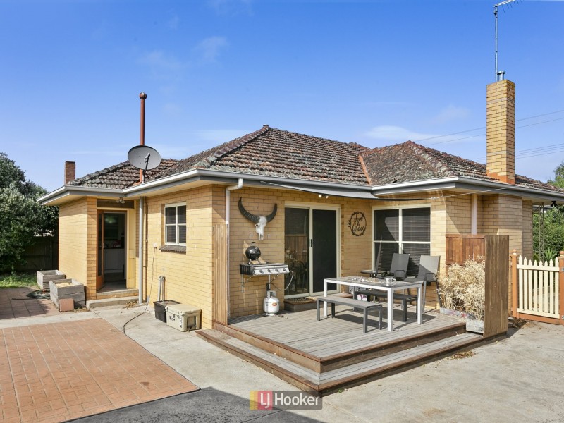 64 Hart Street, Colac VIC 3250