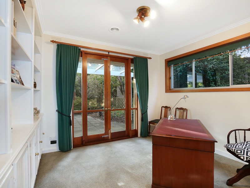 14 Balnagowan Avenue, Colac VIC 3250