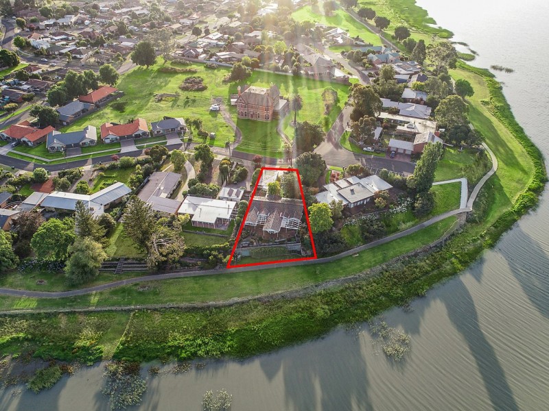 14 Balnagowan Avenue, Colac VIC 3250