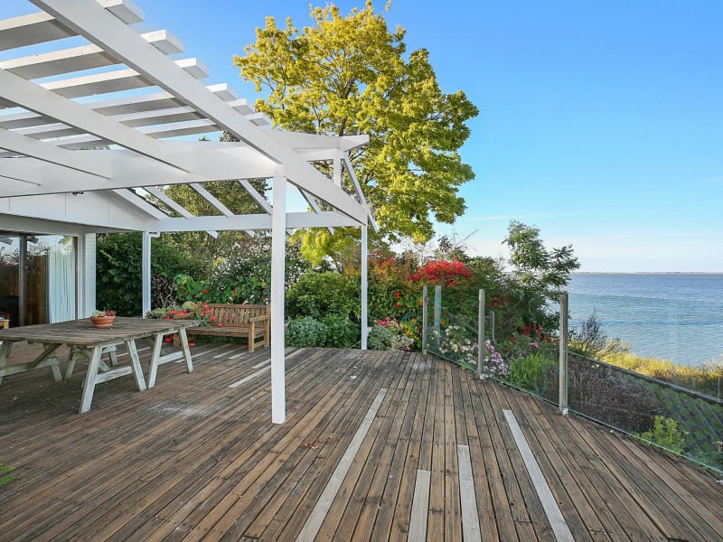 14 Balnagowan Avenue, Colac VIC 3250