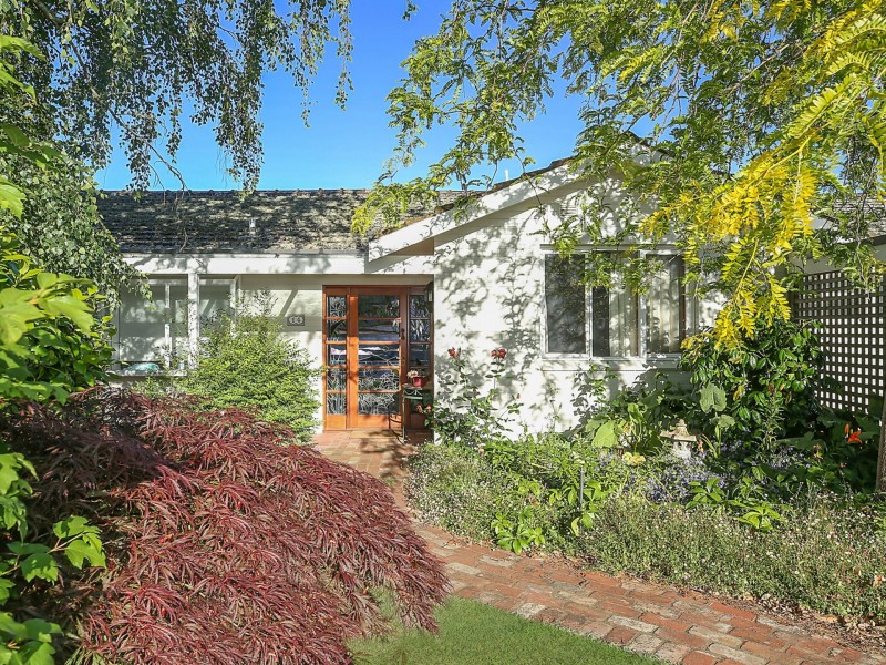 14 Balnagowan Avenue, Colac VIC 3250