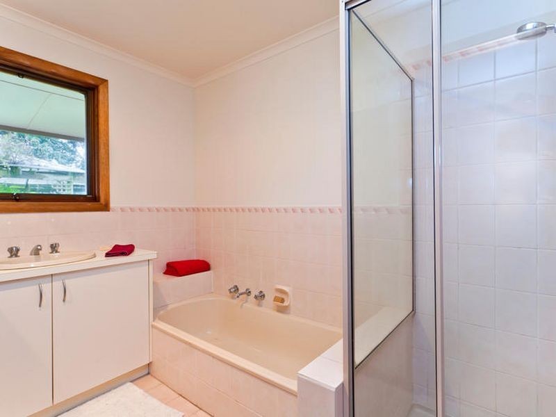 25 Water Basin Road, Elliminyt VIC 3250