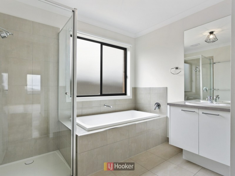 2 Hakea Drive, Elliminyt VIC 3250