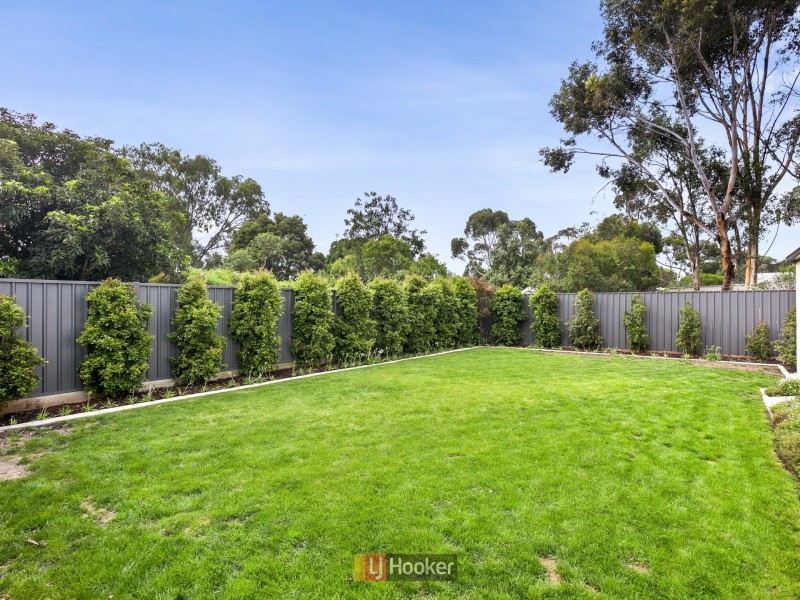 24 Brunel Close, Lara VIC 3212