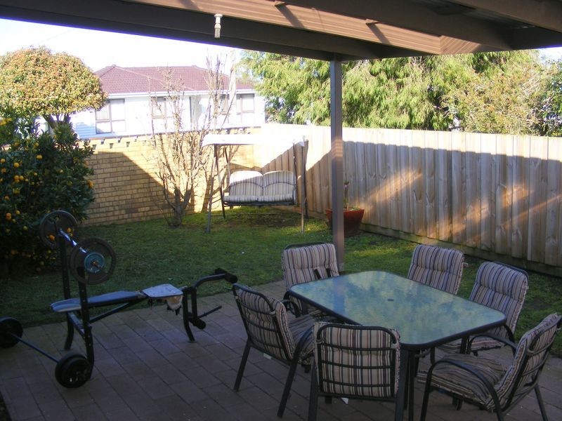 15 John Crescent, Colac VIC 3250