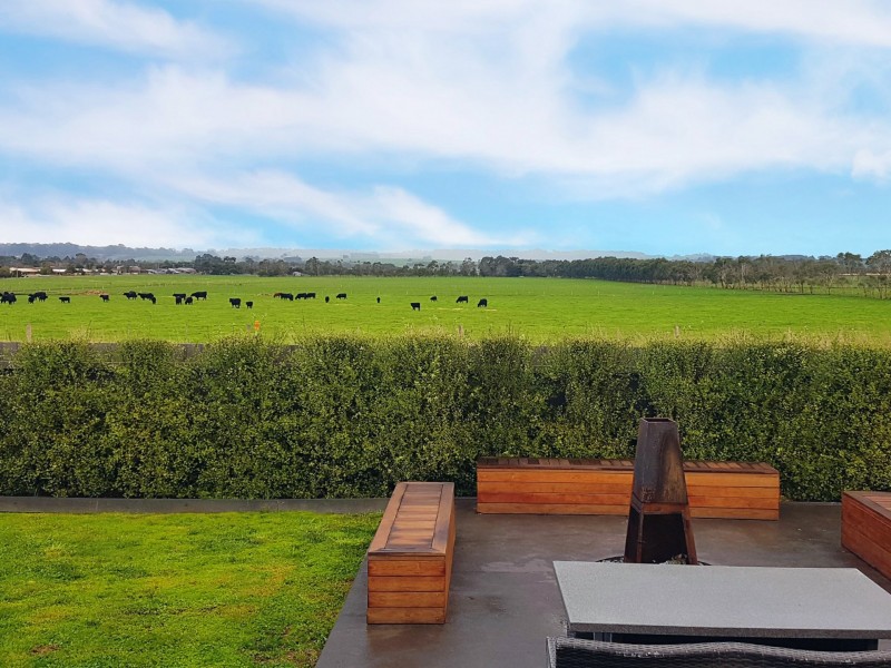 23 Imperial Drive, Colac VIC 3250