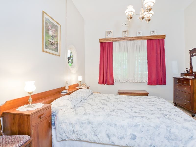 22 Queens Avenue, Colac VIC 3250