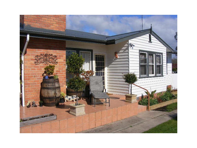 1 Gilmartin Street, Colac VIC 3250