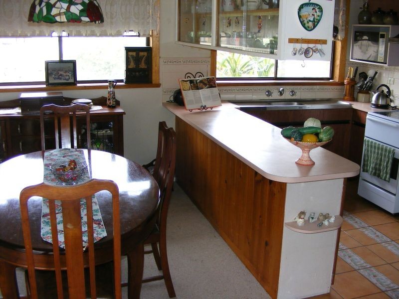 10 The Esplanade, Colac VIC 3250