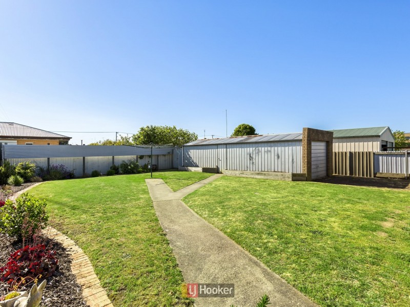 86 Armstrong Street, Colac VIC 3250