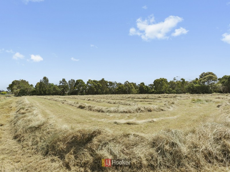 36 Aireys Street, Elliminyt VIC 3250