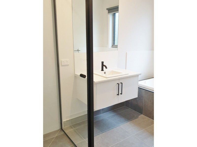 Unit 2/73 Corangamite Street, Colac VIC 3250