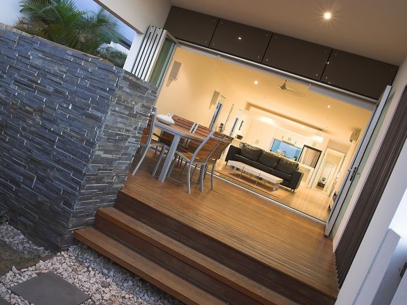 8 Hayman Street, Kawana Island QLD 4575
