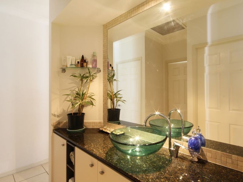 5 Abaco Street, Kawana Island QLD 4575