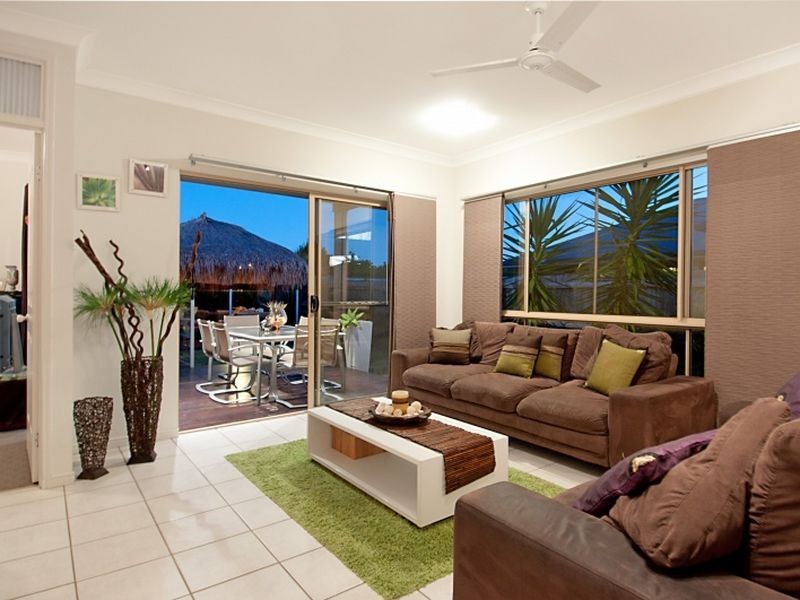 7 Margarita Court, Kawana Island QLD 4575