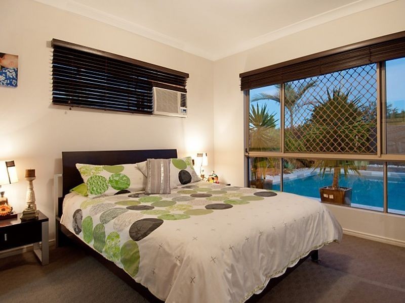 7 Margarita Court, Kawana Island QLD 4575