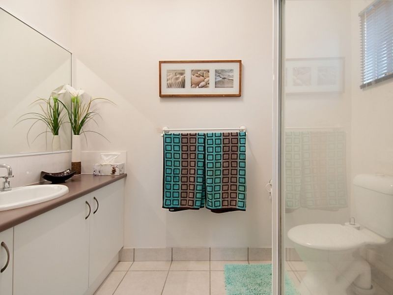 7 Margarita Court, Kawana Island QLD 4575