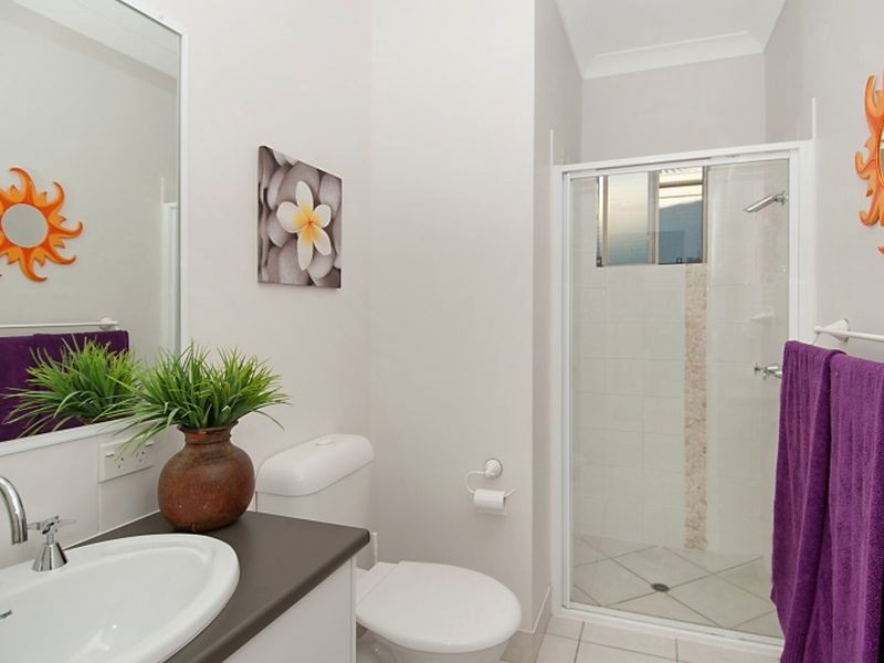 7 Margarita Court, Kawana Island QLD 4575