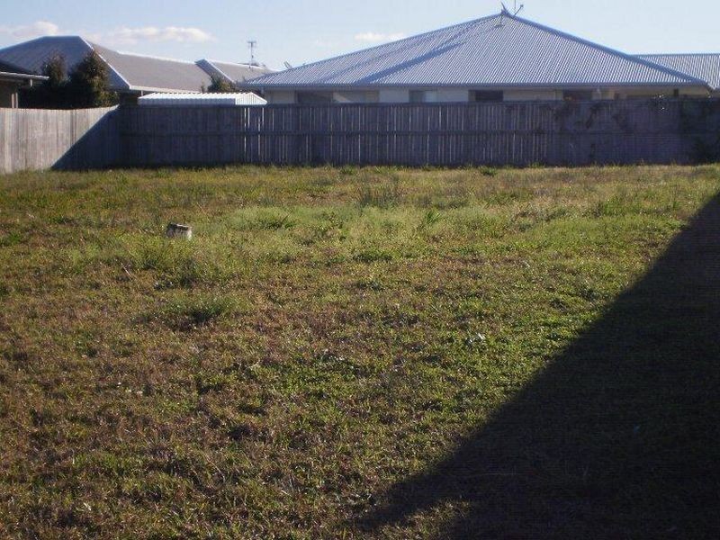 8 Carbeen Place, Meridan Plains QLD 4551