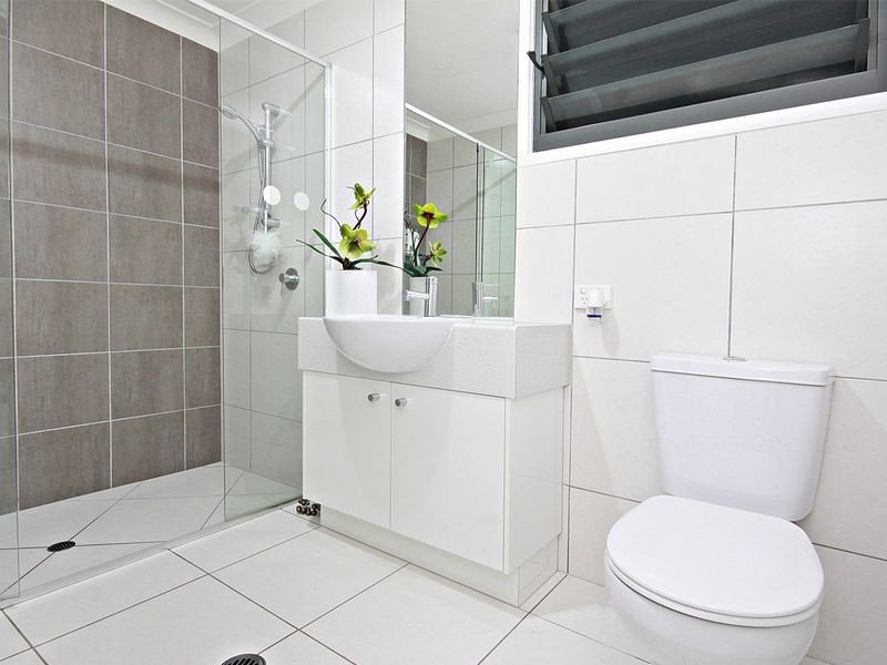 2/21 Tuckeroo Drive, Meridan Plains QLD 4551