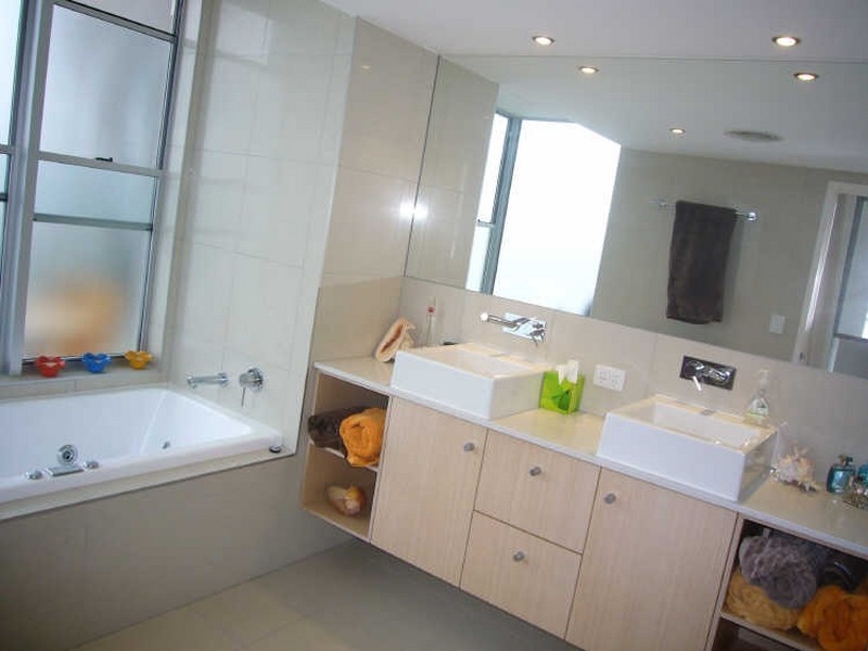 60/7 Grand Parade, Kawana Island QLD 4575