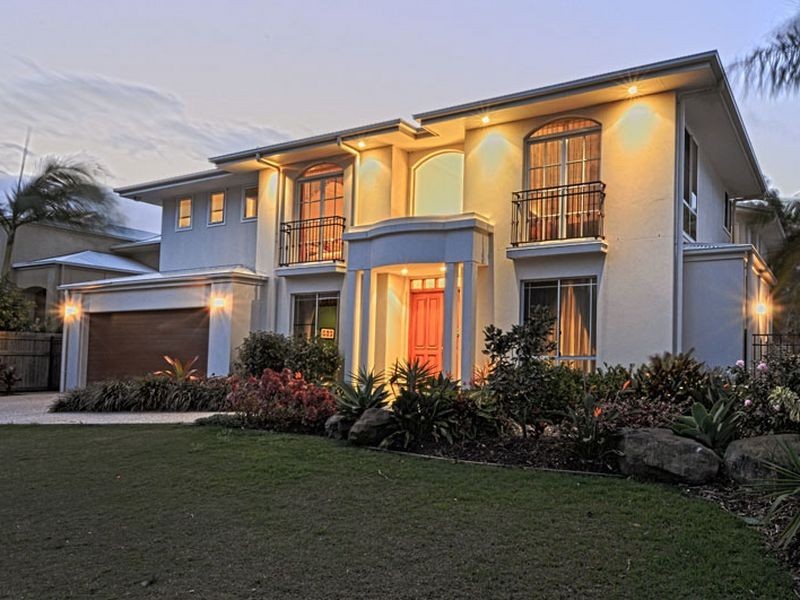 5 Admiralty Drive, Alexandra Headland QLD 4572