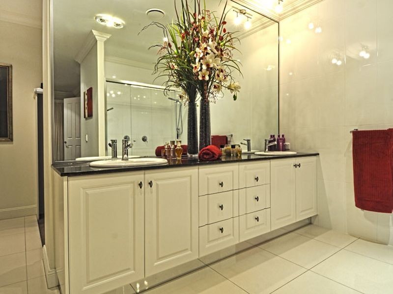 5 Admiralty Drive, Alexandra Headland QLD 4572