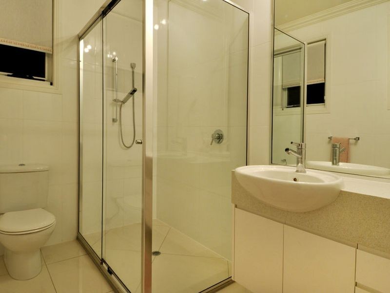 5 Admiralty Drive, Alexandra Headland QLD 4572