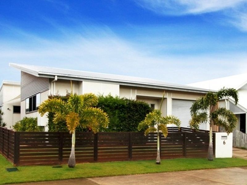 6 Bimini Court, Kawana Island QLD 4575