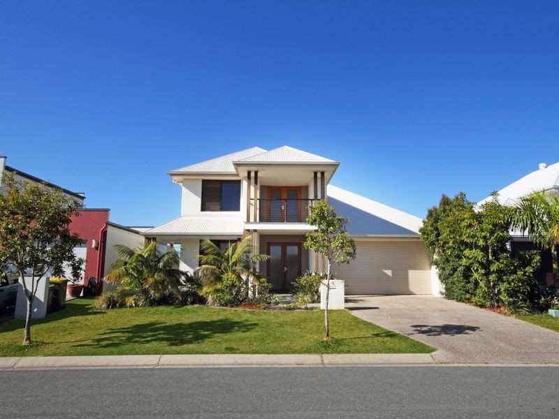 5 Magnetic Street, Kawana Island QLD 4575