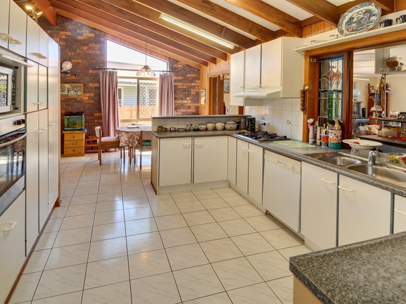 8 Arilpa Street, Warana QLD 4575