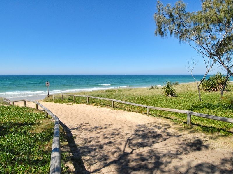 8 Arilpa Street, Warana QLD 4575