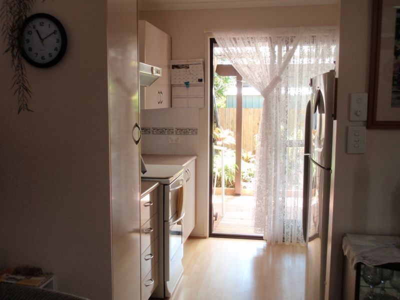 127/8 Melody Court, Warana QLD 4575