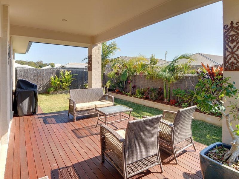 8 Stavewood Street, Meridan Plains QLD 4551